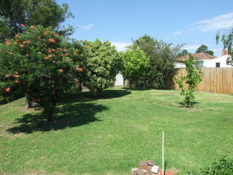 5 Coto Court, Moe VIC 3825