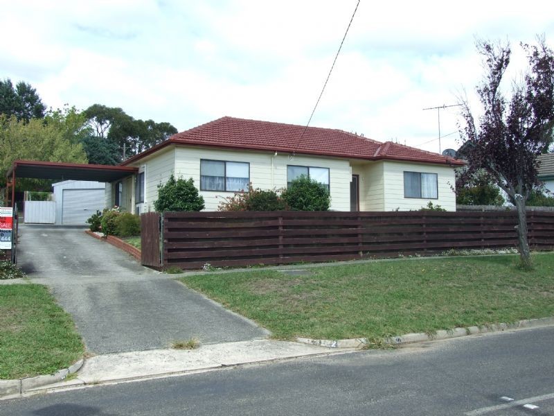 22 Murray Road, Newborough VIC 3825