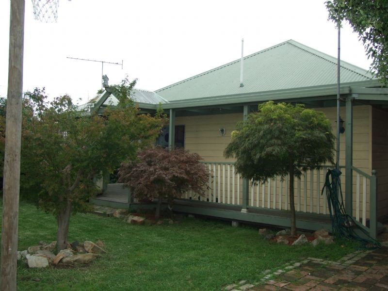 15 Eden Street, Moe VIC 3825