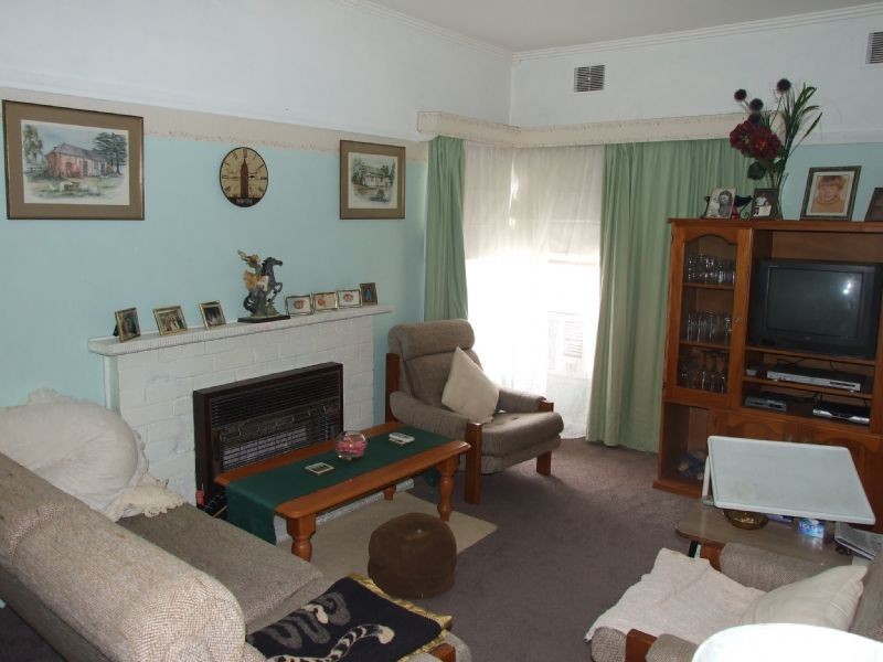57 Service Road, Moe VIC 3825