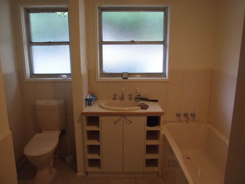 7 Boon Court, Moe VIC 3825