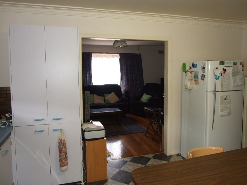2 Peer Street, Moe VIC 3825