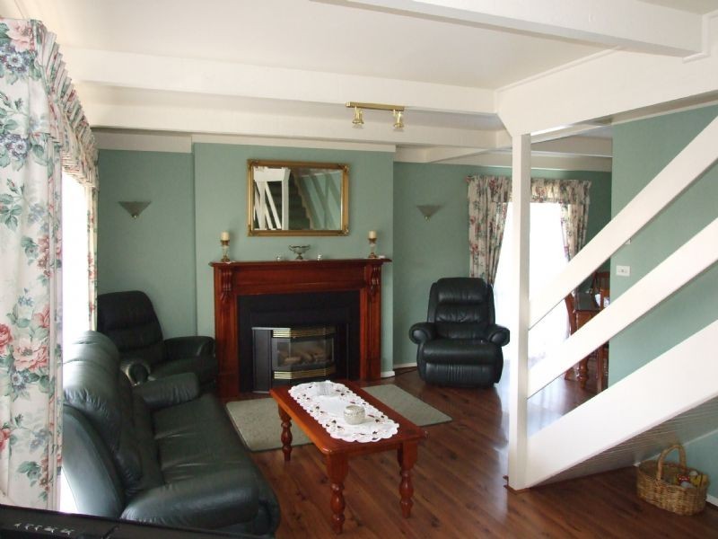 18 Griffin Street, Moe VIC 3825