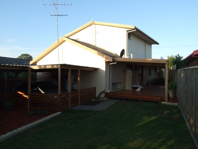 18 Griffin Street, Moe VIC 3825