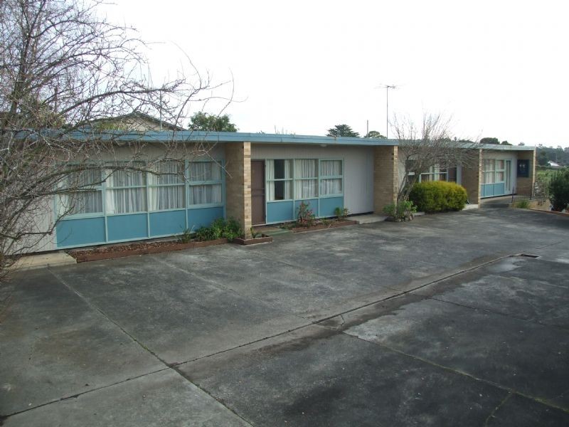 1-2 8 Chamberlain Road, Newborough VIC 3825