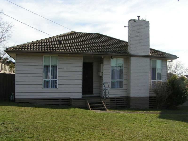 10 Beck Street, Moe VIC 3825