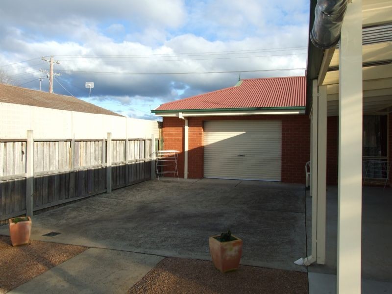 13 Hunter Street, Moe VIC 3825