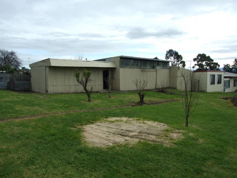 35 South Street, Moe VIC 3825