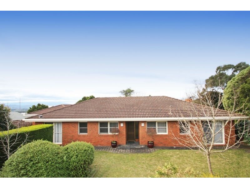 4 Alpha Court, Moe VIC 3825