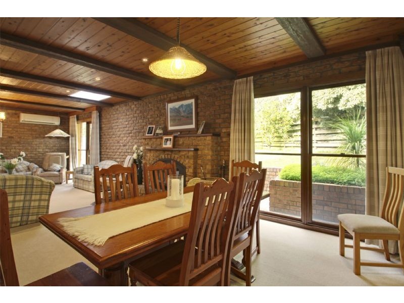 4 Alpha Court, Moe VIC 3825