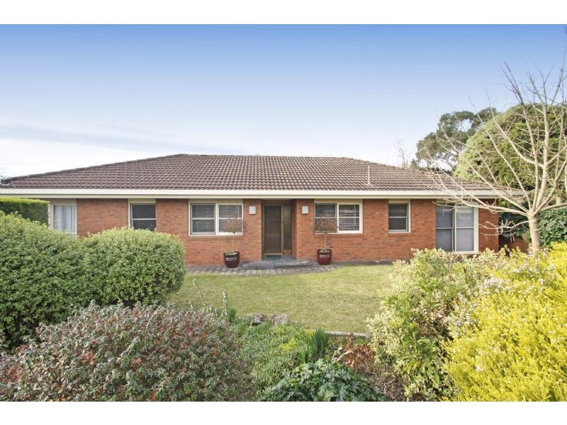 4 Alpha Court, Moe VIC 3825