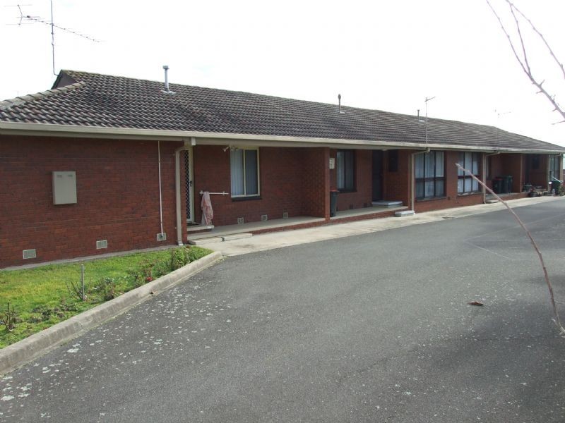 2/20 Gladstone, Moe VIC 3825