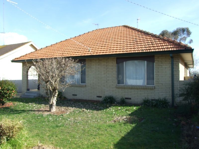 10 Austin Avenue, Moe VIC 3825