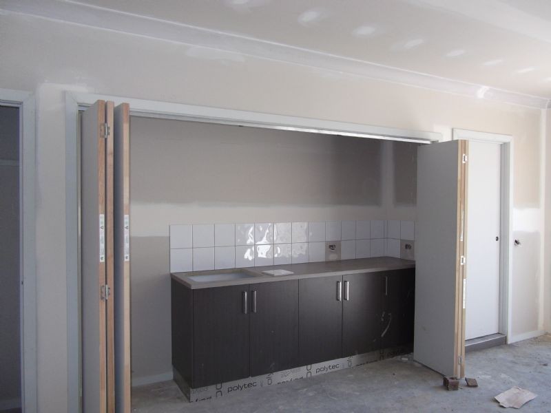 1 & 2/4 Linton Avenue, Moe VIC 3825