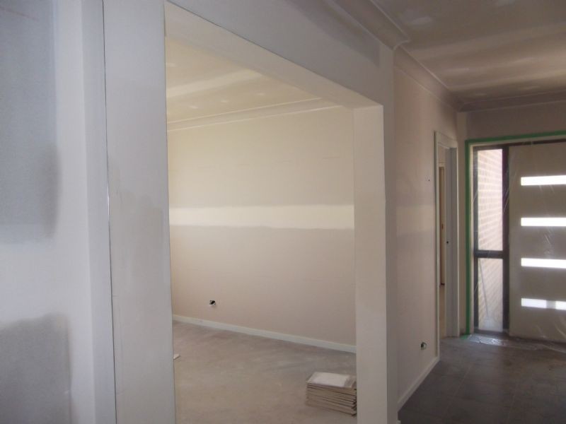 1 & 2/4 Linton Avenue, Moe VIC 3825