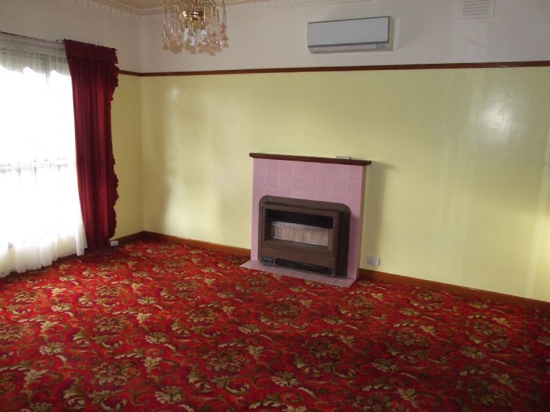 64 Chamberlain Road, Newborough VIC 3825