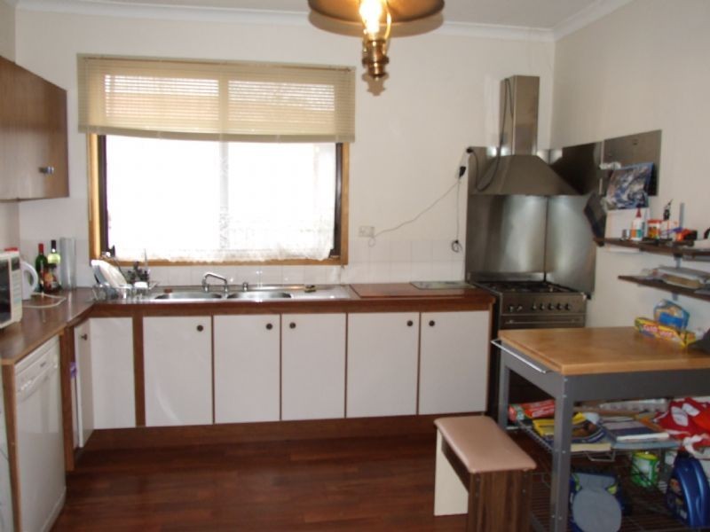 8 John Street, Moe VIC 3825