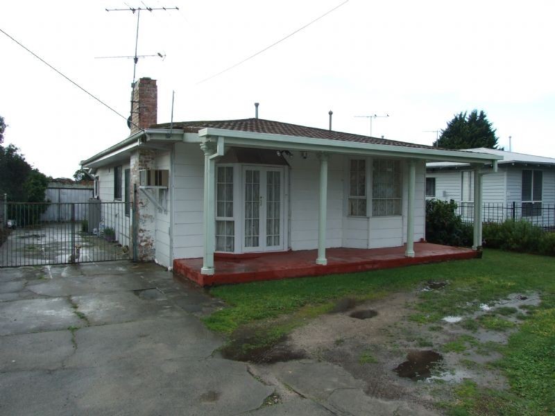 8 John Street, Moe VIC 3825