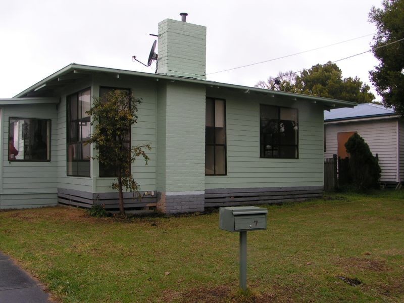 7 Alexander Avenue, Moe VIC 3825