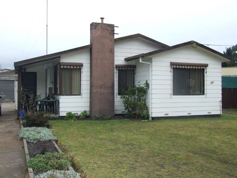 30 Eastern Avenue, Newborough VIC 3825