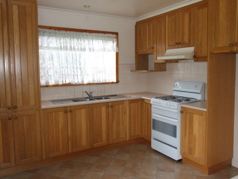 5 Thoresby Street, Newborough VIC 3825