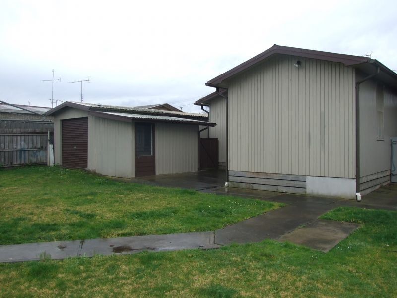 5 Thoresby Street, Newborough VIC 3825