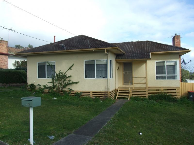 81 Hampton Street, Moe VIC 3825