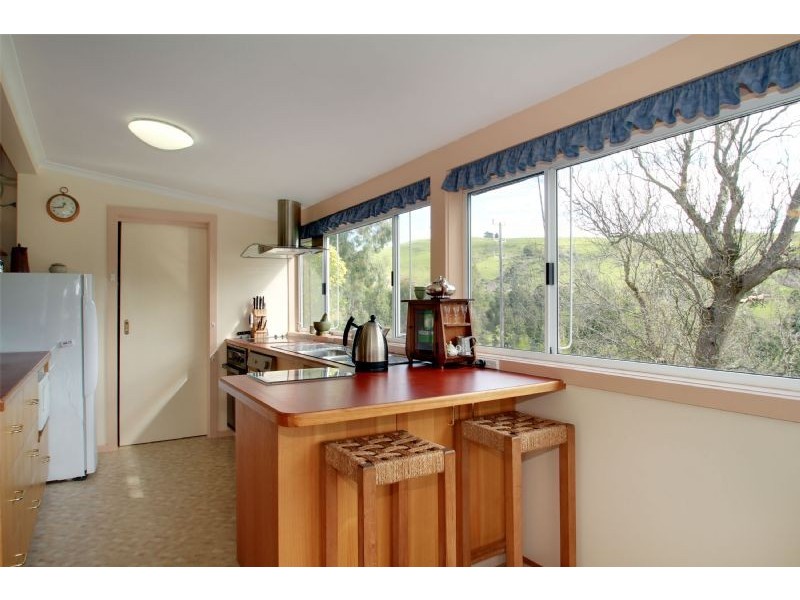 547 Coalville Road, Hernes Oak VIC 3825