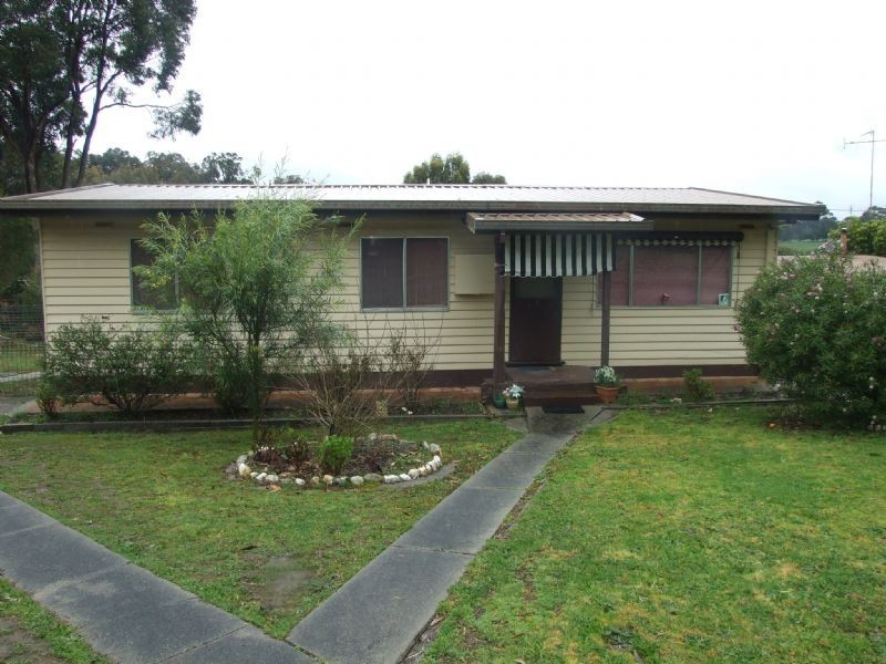 4 Turnbull Street, Willow Grove VIC 3825