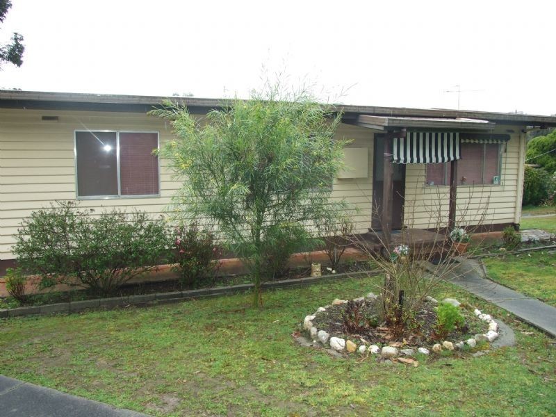 4 Turnbull Street, Willow Grove VIC 3825