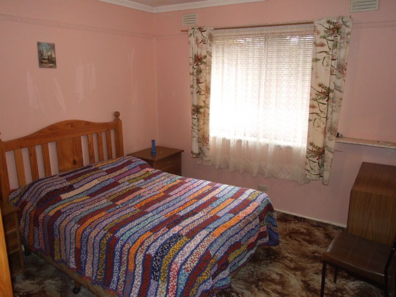 4 Turnbull Street, Willow Grove VIC 3825