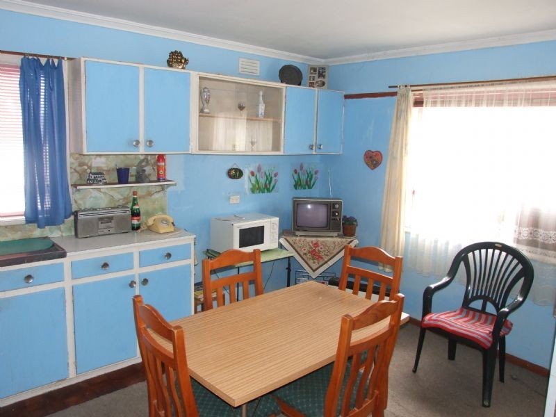 4 Turnbull Street, Willow Grove VIC 3825