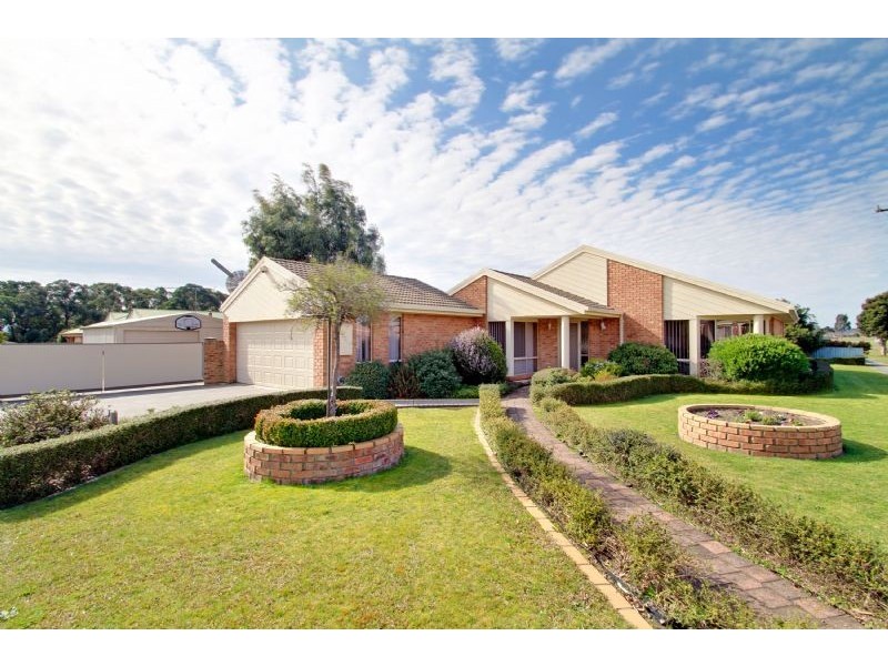 12 Catani Court, Newborough VIC 3825