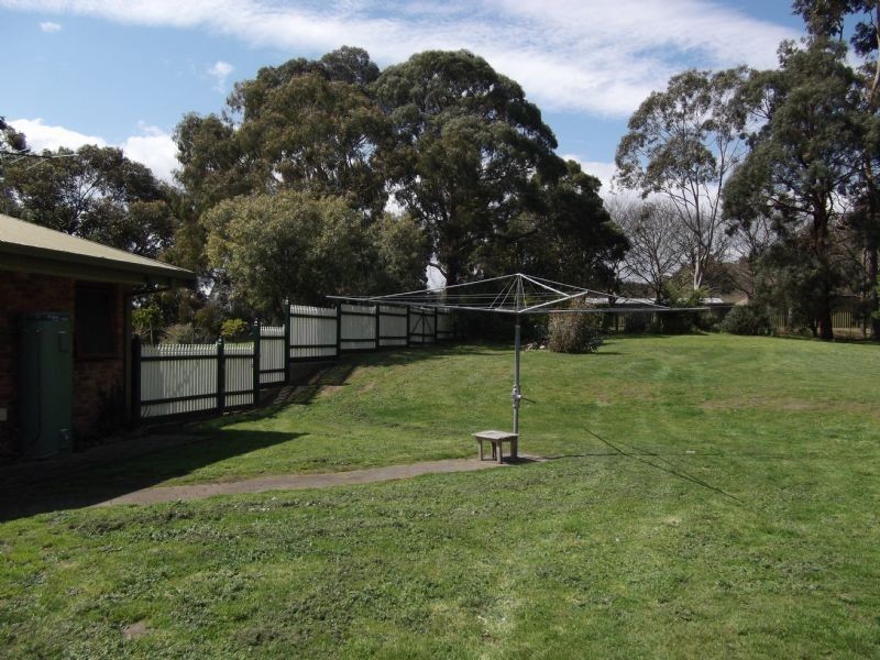 55 View Road, Hernes Oak VIC 3825