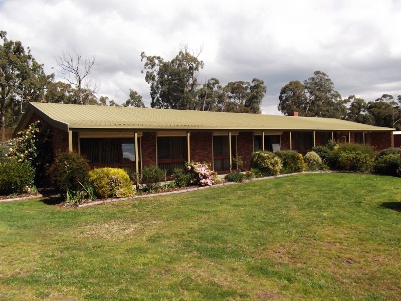 55 View Road, Hernes Oak VIC 3825