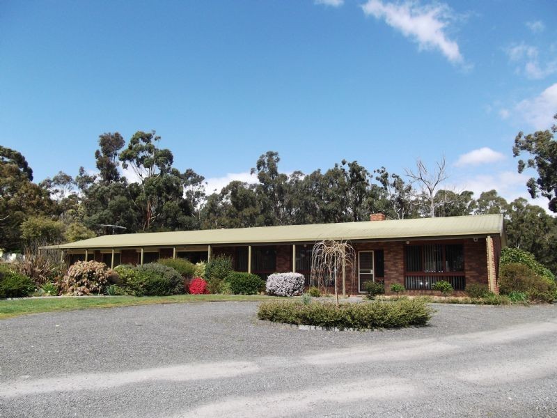 55 View Road, Hernes Oak VIC 3825