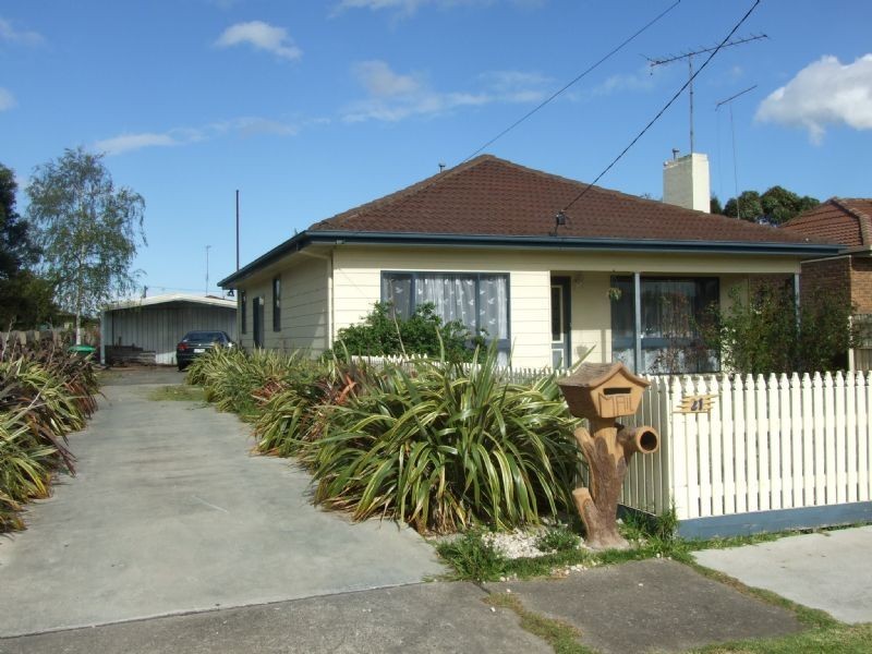 21 Ferguson Street, Moe VIC 3825