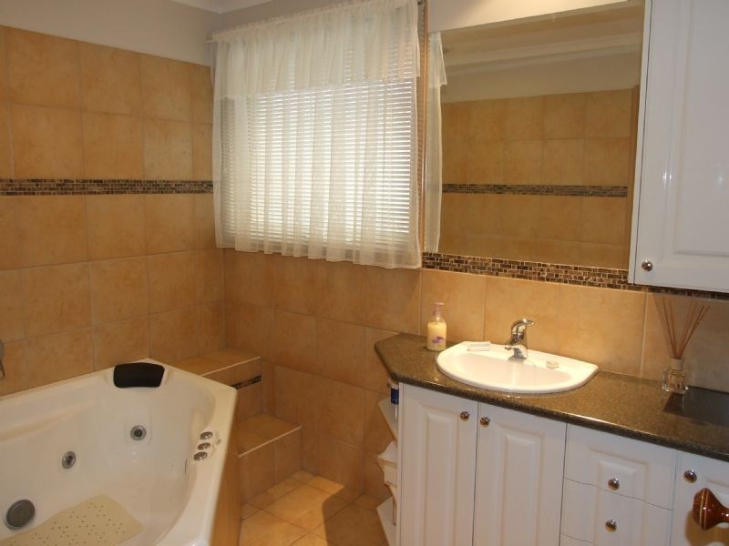 3 Shelton Street, Newborough VIC 3825