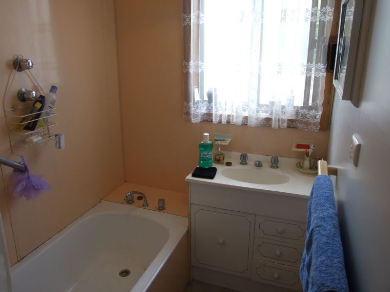 23 Lincoln Street, Moe VIC 3825