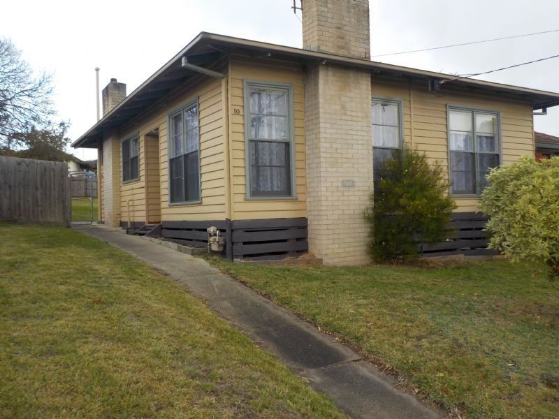 10 Canberra Street, Moe VIC 3825