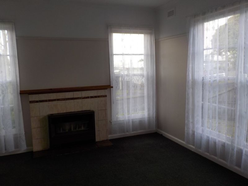 10 Canberra Street, Moe VIC 3825