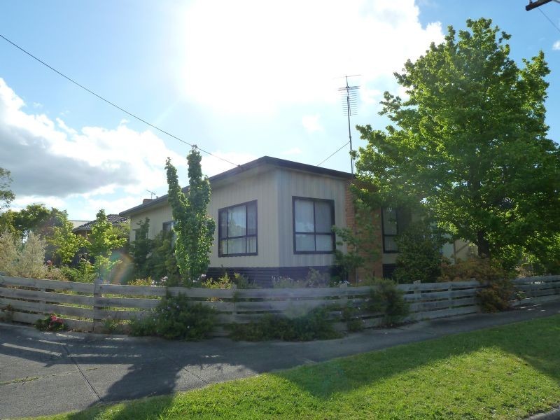 7 Powell Street, Newborough VIC 3825