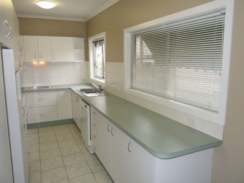 8 Coalville Road, Moe VIC 3825