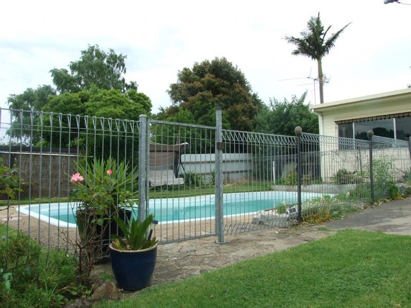 8 Coalville Road, Moe VIC 3825