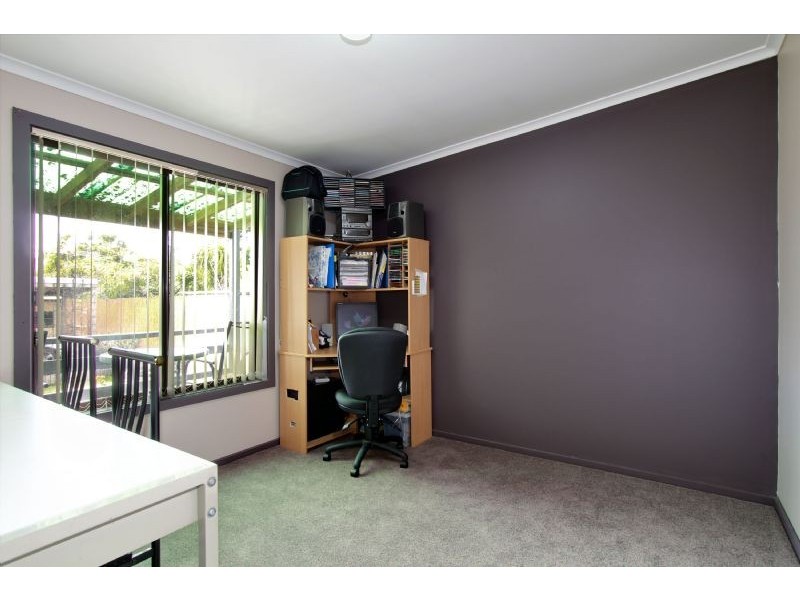 37 Alexander Avenue, Moe VIC 3825