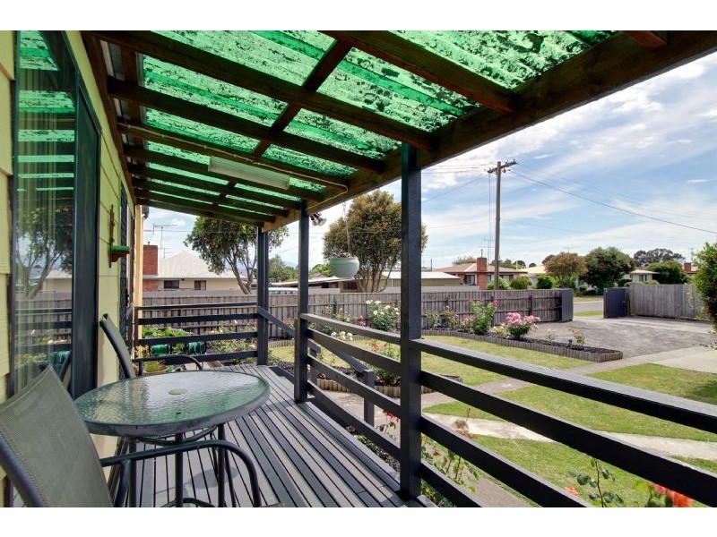 37 Alexander Avenue, Moe VIC 3825