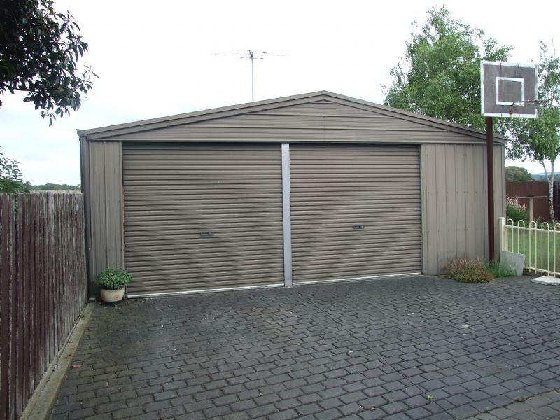 11 Burnside Street, Moe VIC 3825