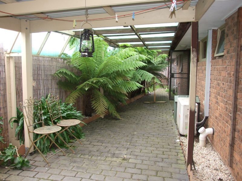 11 Burnside Street, Moe VIC 3825