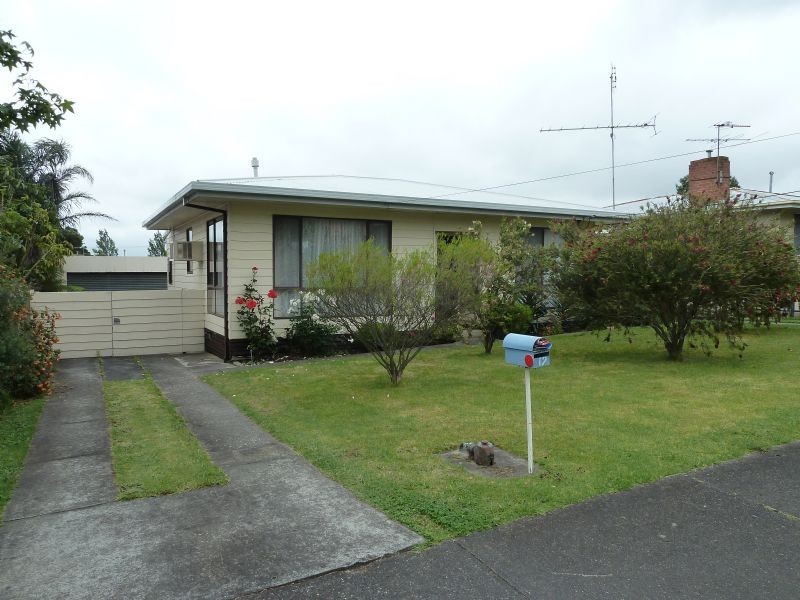 12 Phillip Street, Moe VIC 3825
