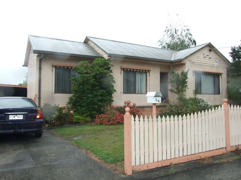 54 Shannahan Parade, Newborough VIC 3825